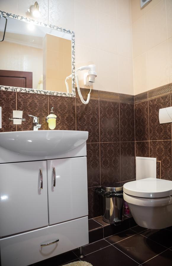 Hotel " Boutique " Ujgorod Dış mekan fotoğraf