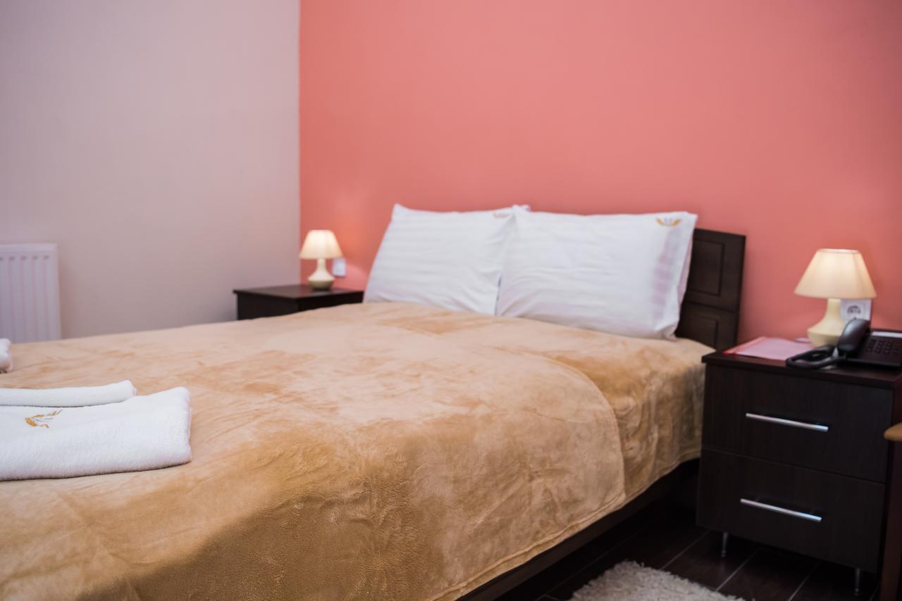 Hotel " Boutique " Ujgorod Dış mekan fotoğraf