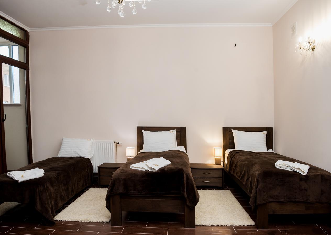 Hotel " Boutique " Ujgorod Dış mekan fotoğraf