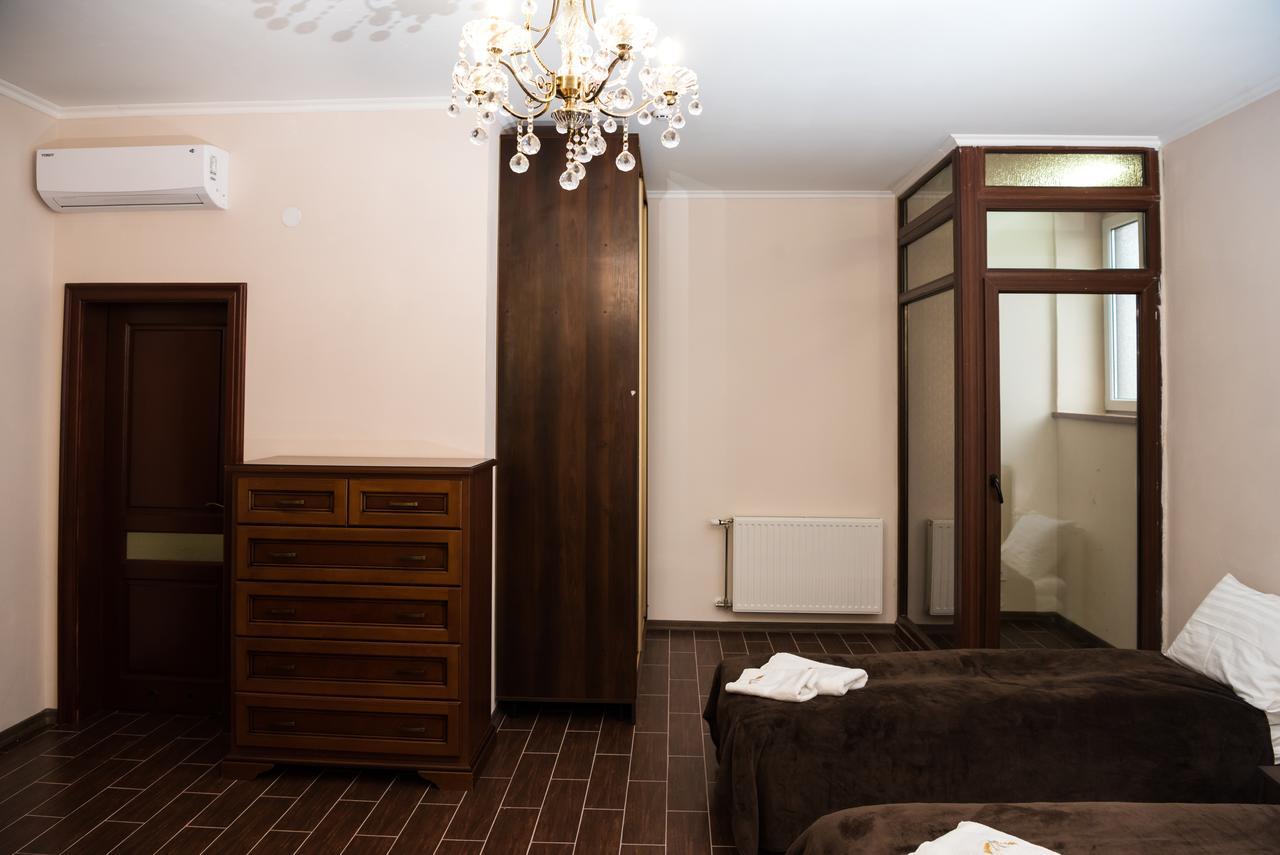 Hotel " Boutique " Ujgorod Dış mekan fotoğraf
